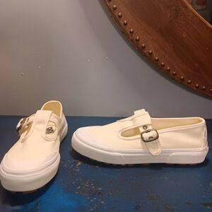 Vans Ki Cream Canvas Sneakers with Buckle